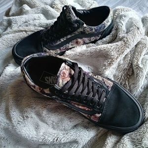 Vans Womens Old Skool (Velvet) Floral/Black Size 9